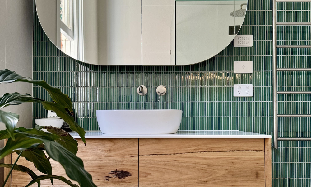 Bathroom Renovation vs Bathroom Remodel: What's the Difference?